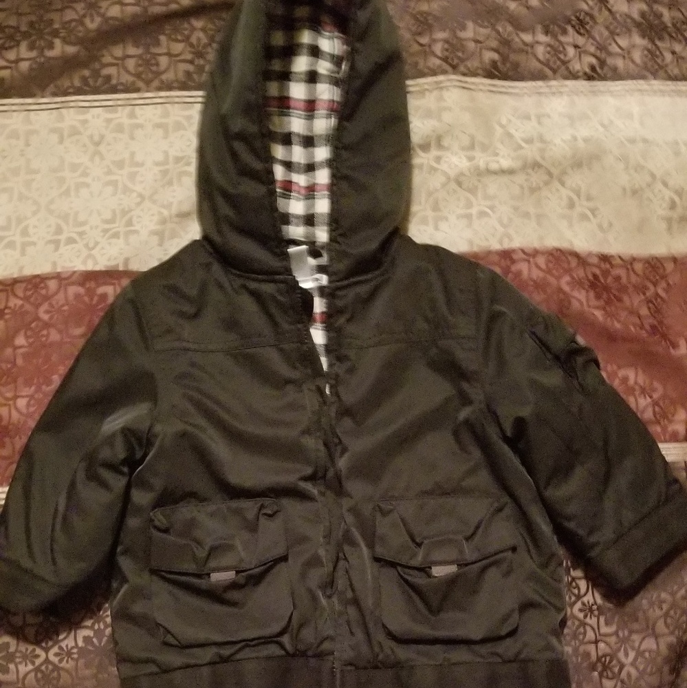 This is a 2 in 1 Janie & Jack child jacket